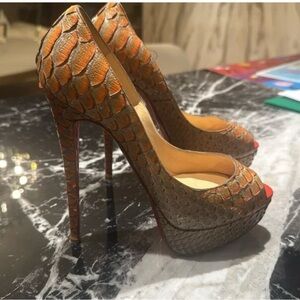 Christian Louboutin Orange and Brown Peep-Toe Heels size 37,5